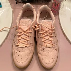 Nike Air Force 1 Sage Low LX Coral Peach